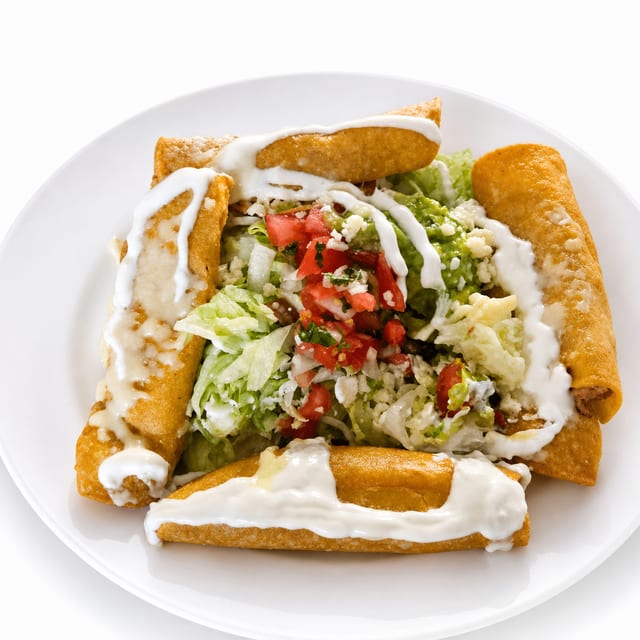 Taquitos dorados.